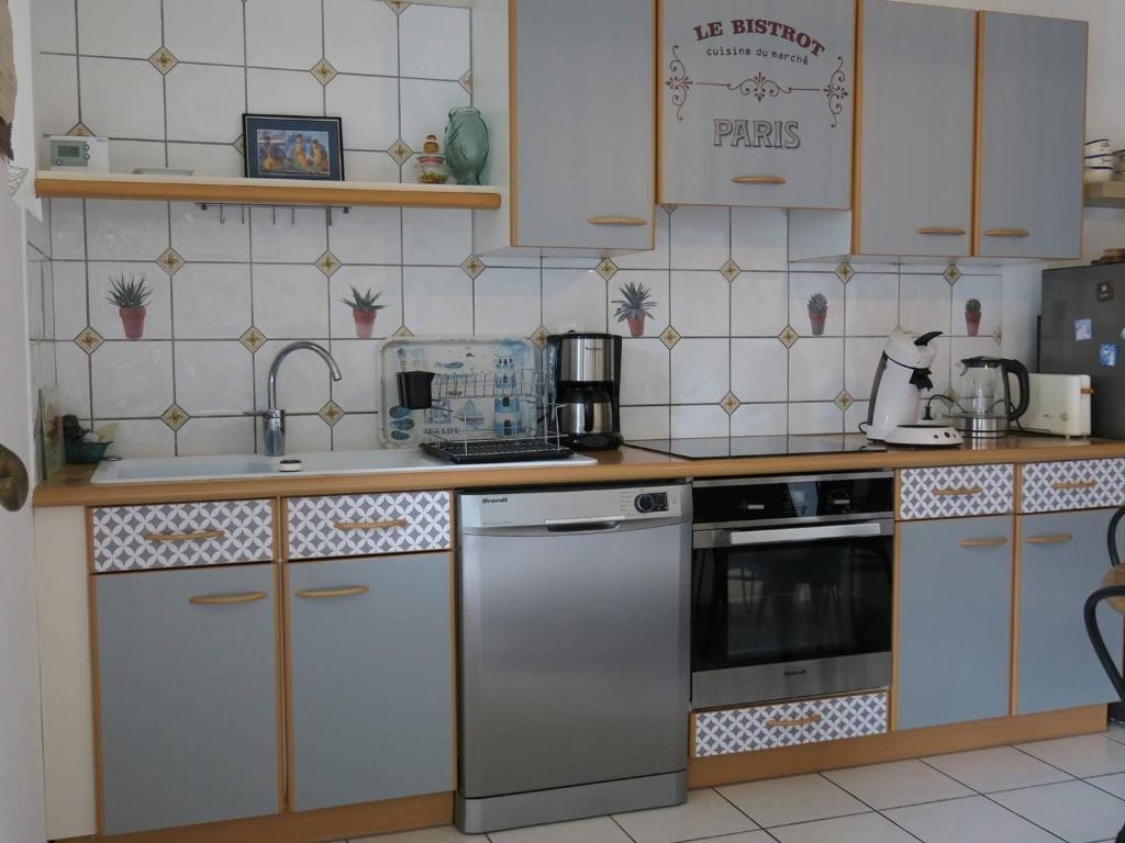 Maison de charme 3* avec WIFI, jardin clos, véranda, à 350m du port à Perros-Guirec - FR-1-368-254 - 4