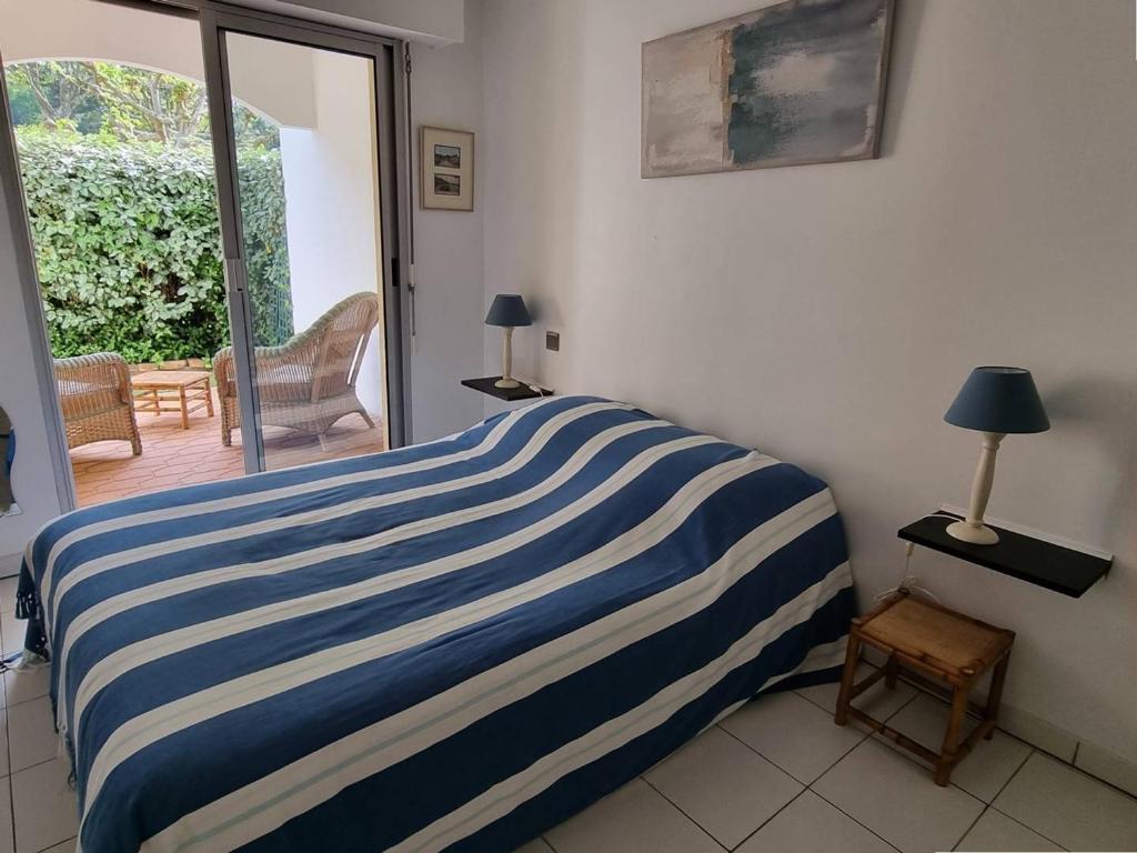 Arcachon, Ville de Printemps - Appartement T2 avec Jardin à 250m des Plages - FR-1-433-91 - 2