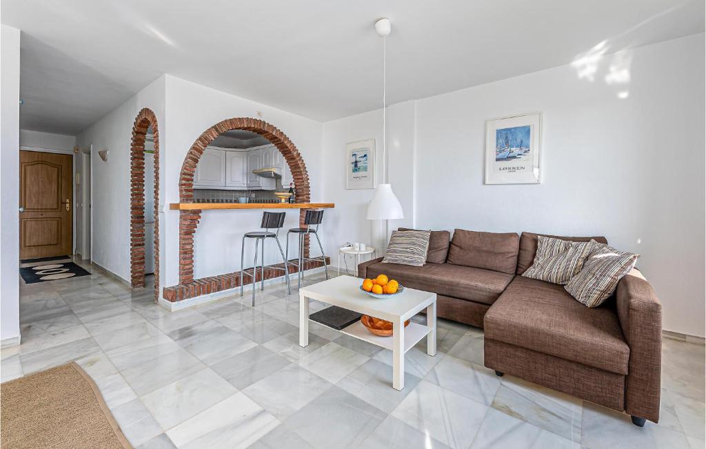 Beautiful Apartment In Benalmádena - 4