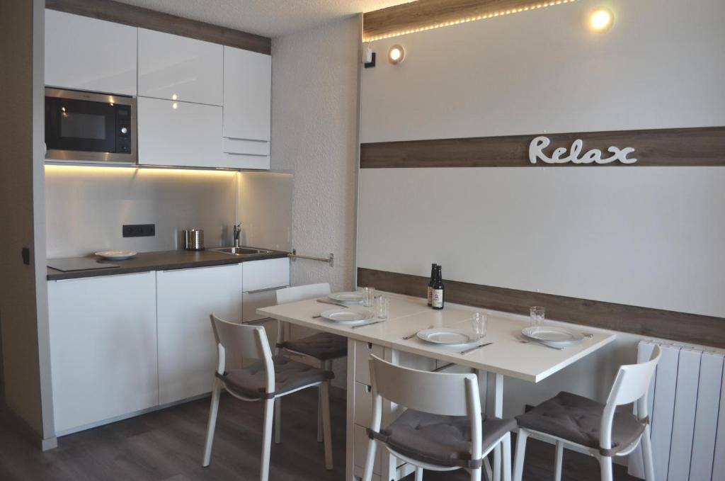 Appartement Studio "Marmottes 19" l'Alpe d'Huez, Villard Reculas - 1