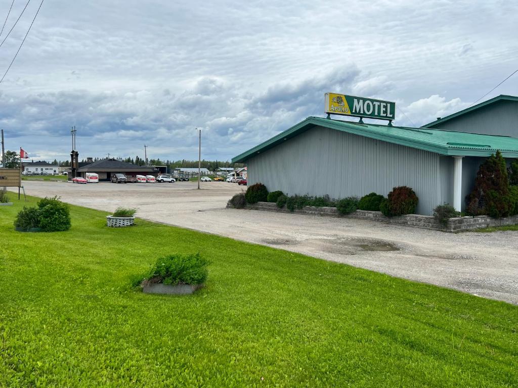 Apollo Motel photo