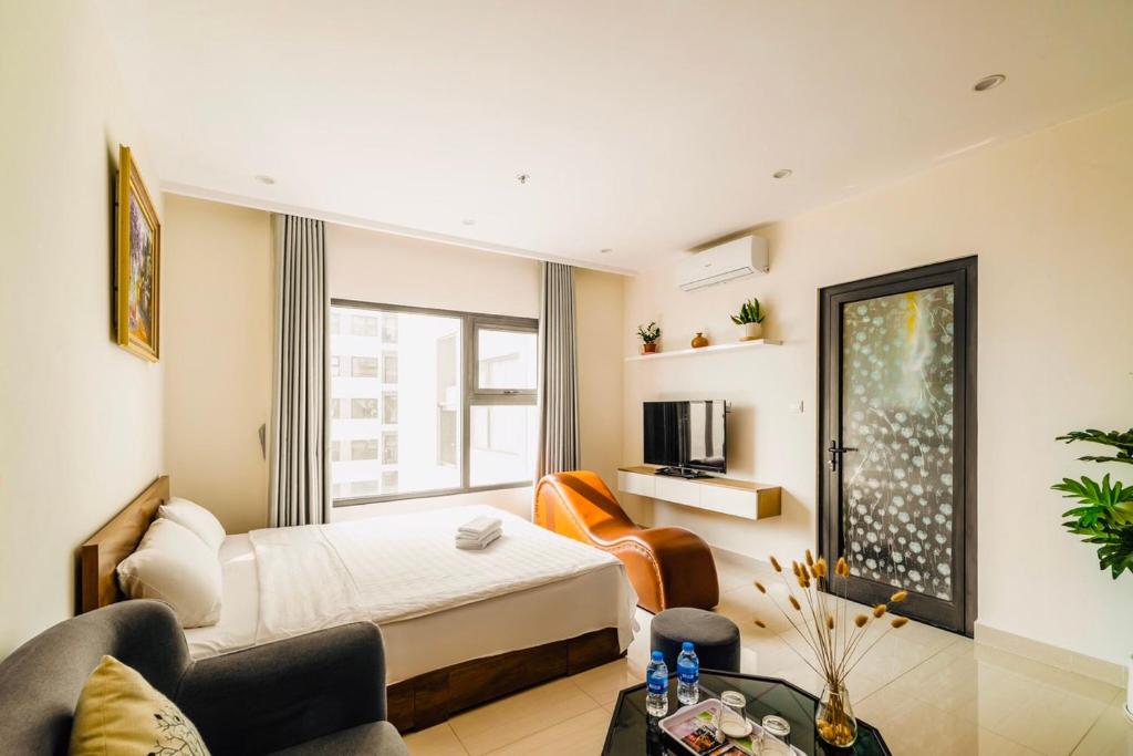 96Housing - Homestay Vinhomes Smart City, Tay Mo, Nam Tu Liem, Ha Noi — Hotel in Hanoi