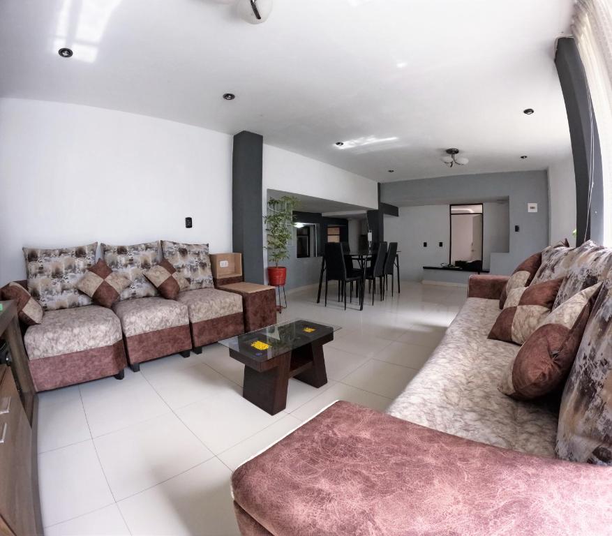 Departamento amplio y bonito en Arequipa - 2