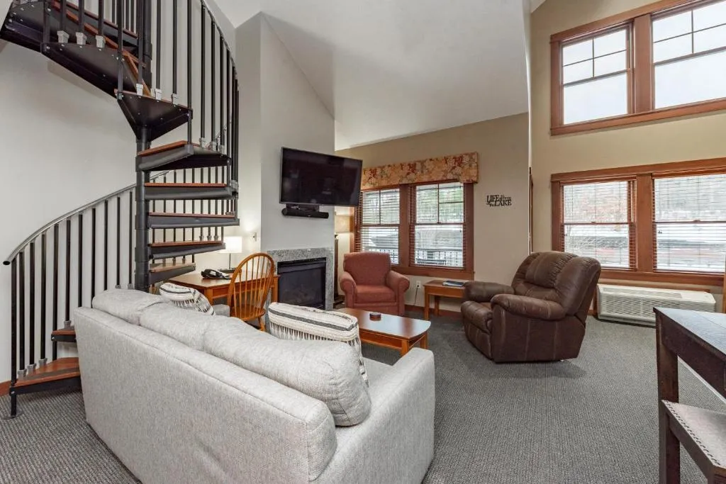 A306 Studio & Loft Standard View, hotel in Oakland