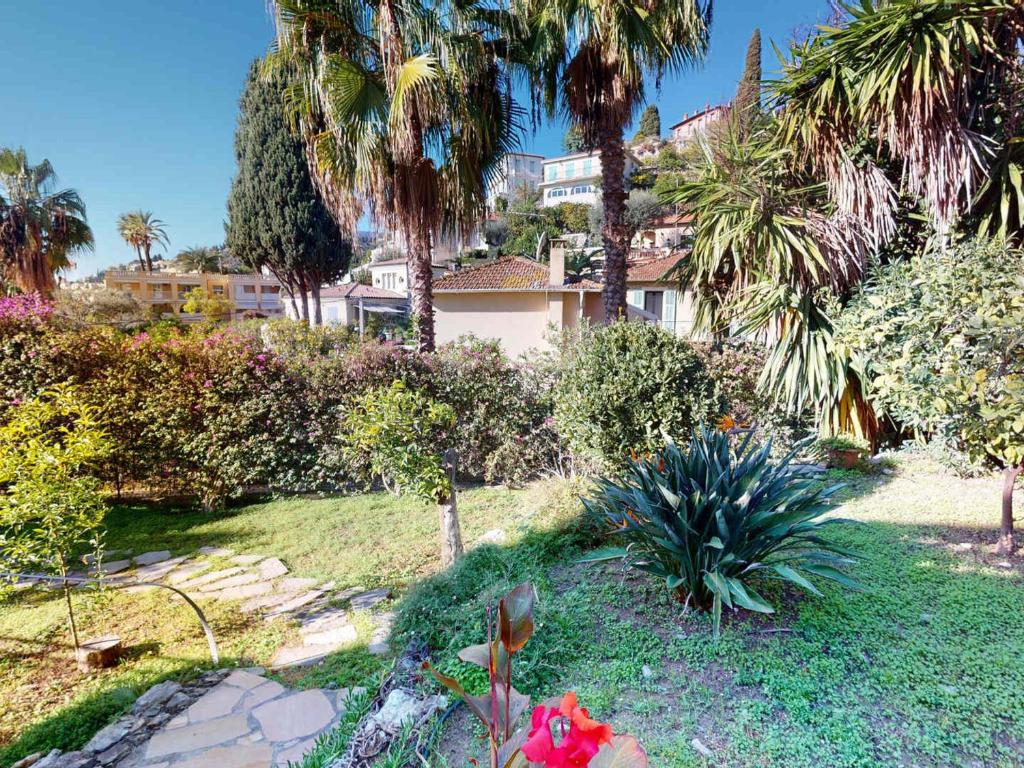 Confort 2 pièces avec terrasse et jardin à Menton - FR-1-196-313 - 2