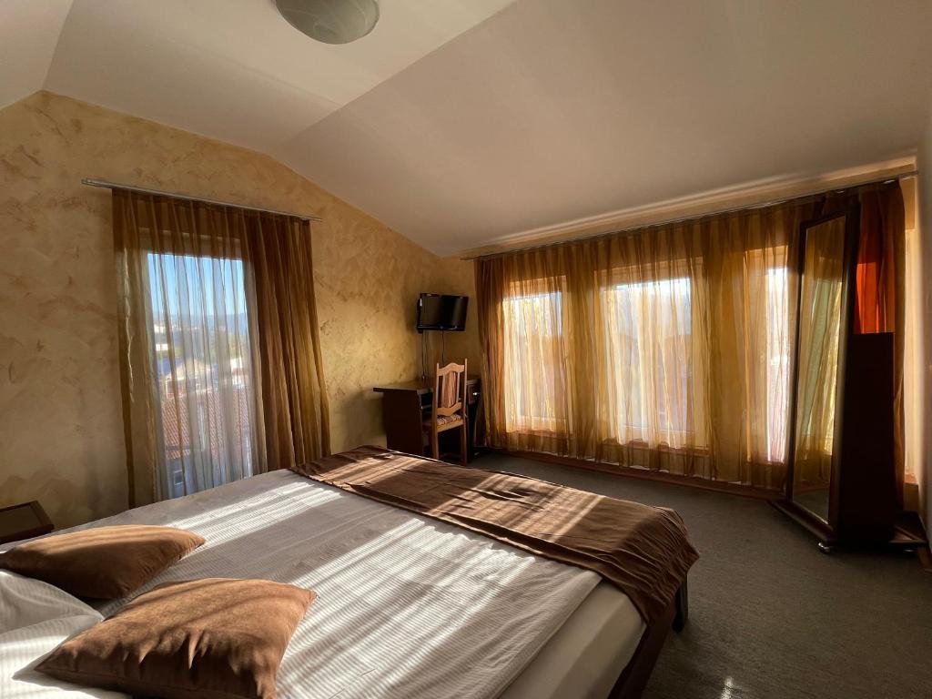 Meka Hotel