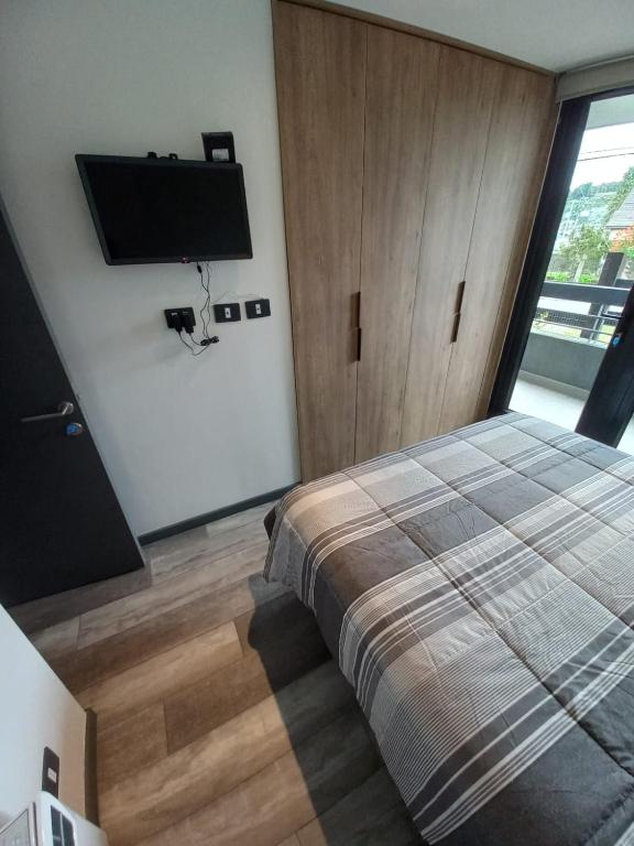 Comodo departamento - 5