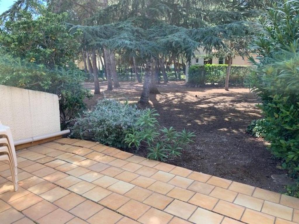 Villa mitoyenne climatisée avec piscine et parking pour 6 pers - FR-1-607-123 - 3