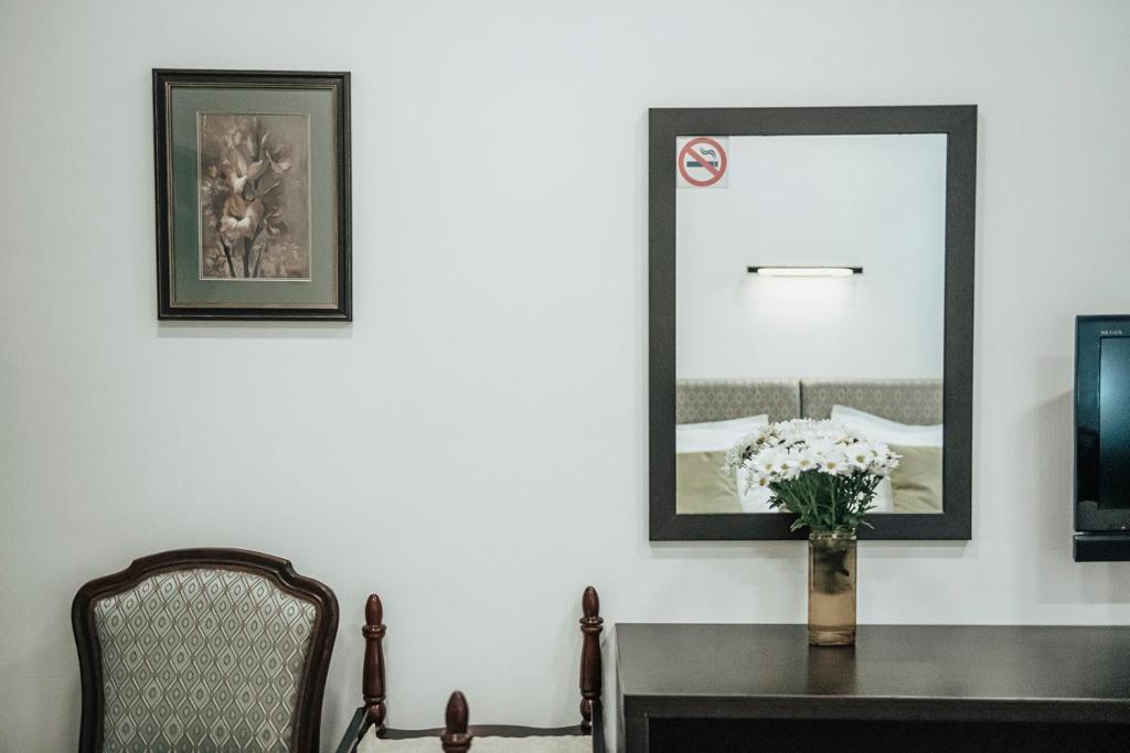 Apart Hotel GH photo