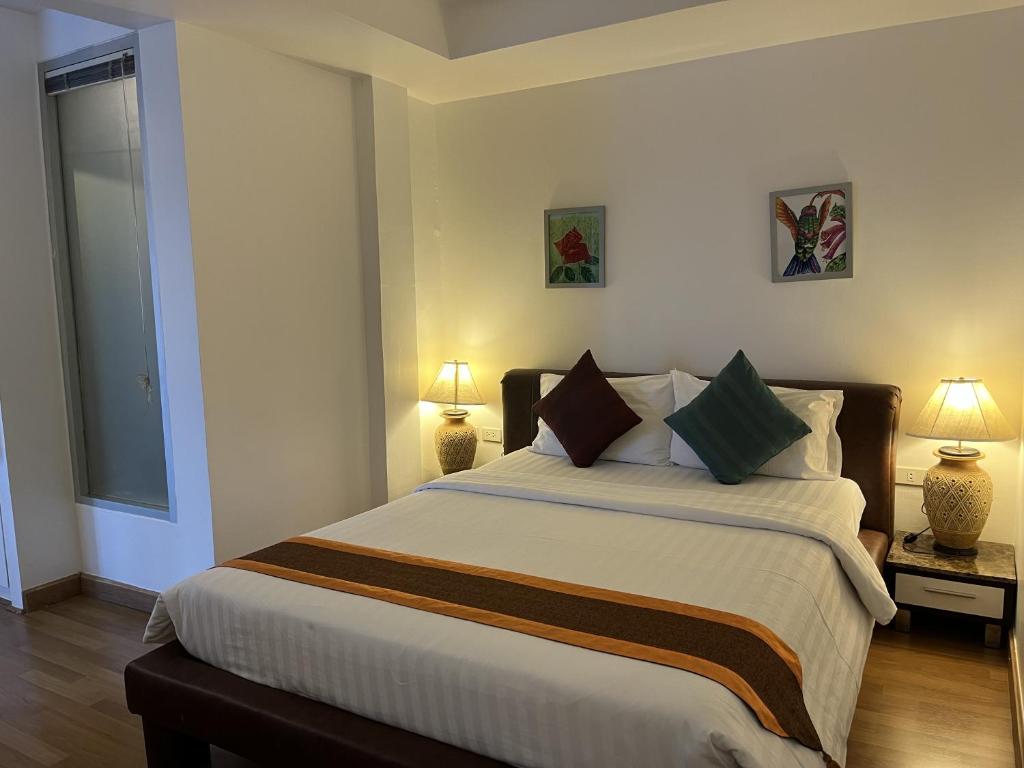 The Bedrooms Boutique Hotel, Bangkok 2024 Updated Prices, Deals