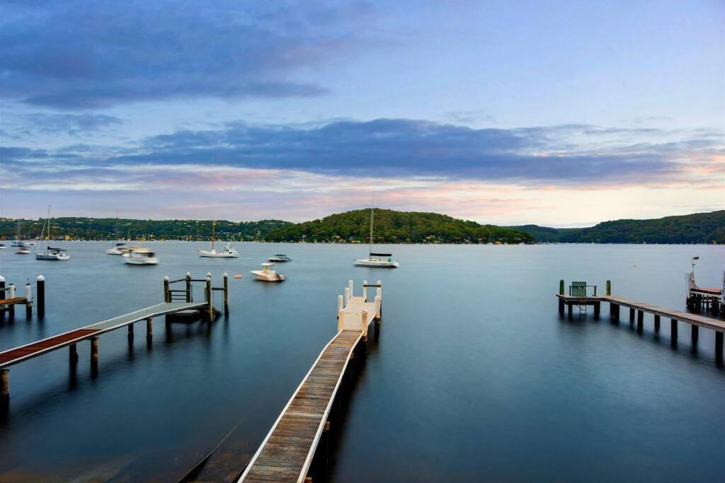 Waterfront 4br House With Private Jetty