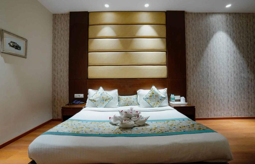 Hotel Sobti Continental photo