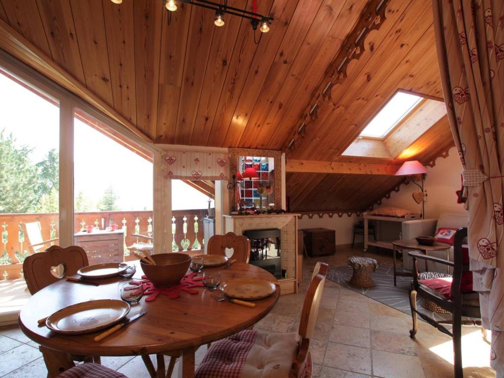 Appartement 2P Mezzanine 4 Pers à Briançon avec Balcon et Parking - FR-1-330C-121 - 3