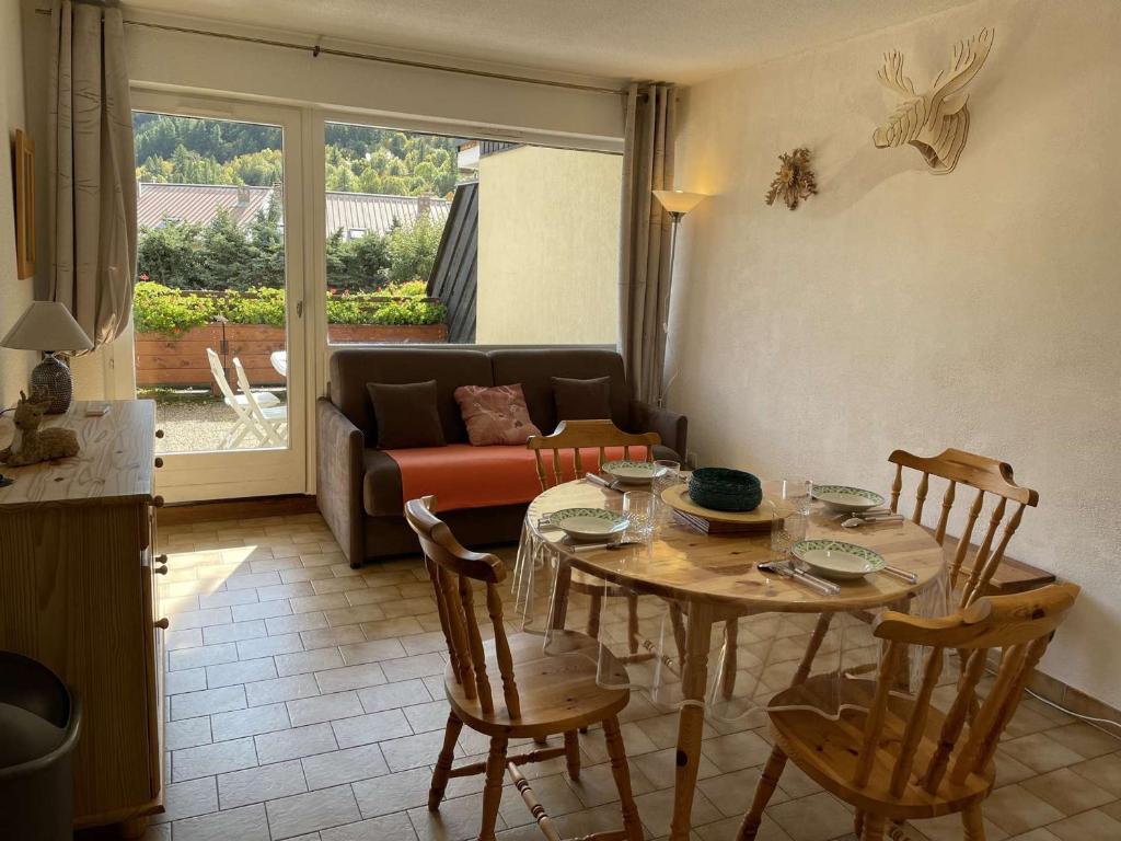 Studio familial à Serre-Chevalier, Chantemerle, avec terrasse et Wi-Fi en option, 4 pers - 2