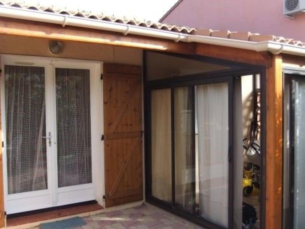 Charmante Villa T2 avec Terrasse, Clim en Option, Parking Privé, Proche Plage et Commerces - FR-1-81-279 - 2