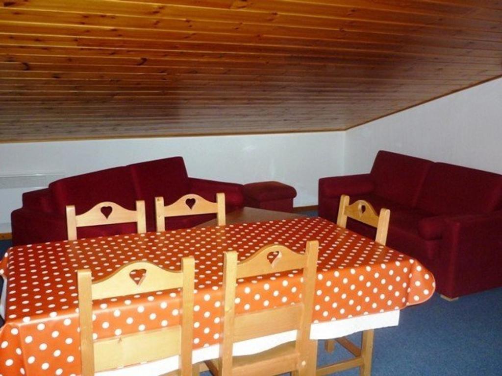 Duplex lumineux 4 pièces, proche pistes, parking privé - FR-1-262-135 - 3