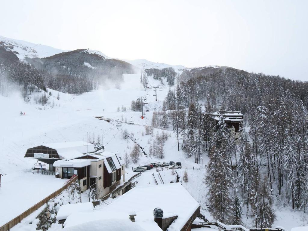 Studio skis aux pieds pour 4 pers, Place Emile Hodoul - FR-1-322-20 - 5
