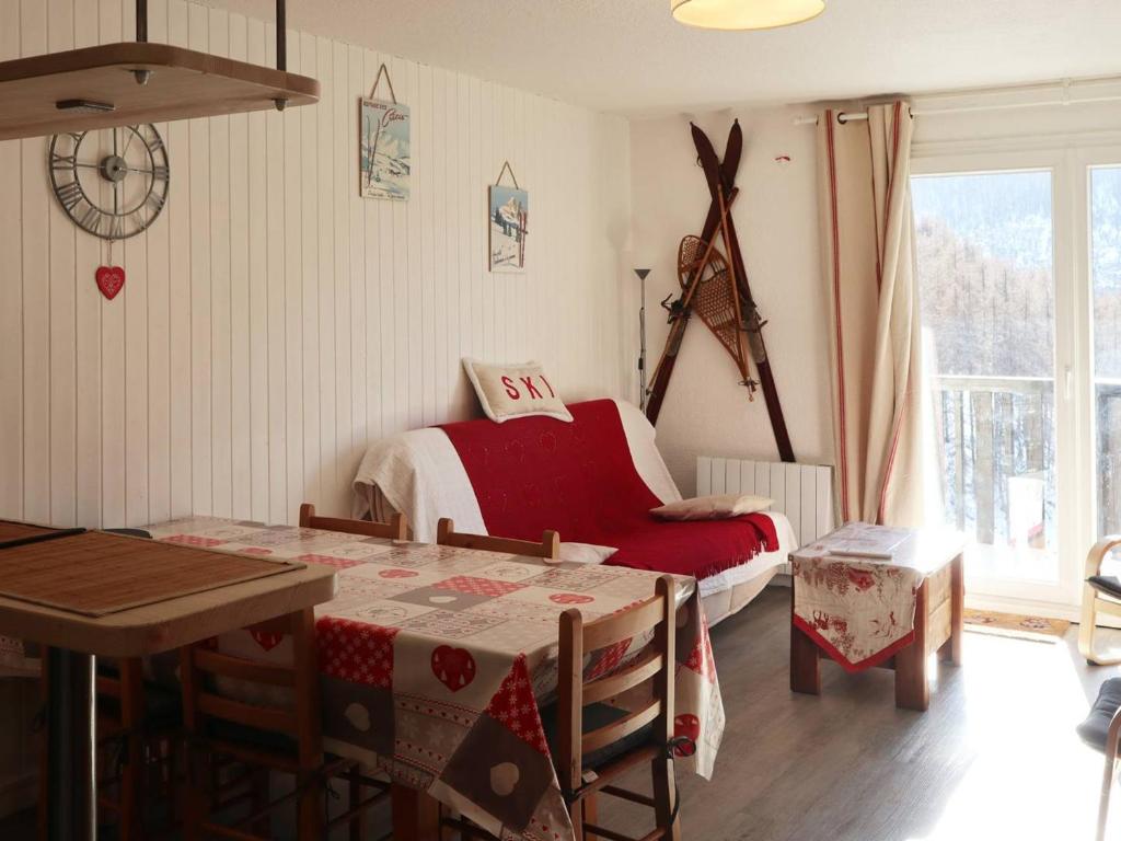 Appartement rénové 8 pers aux Orres, accès direct pistes - FR-1-322-87 - 1