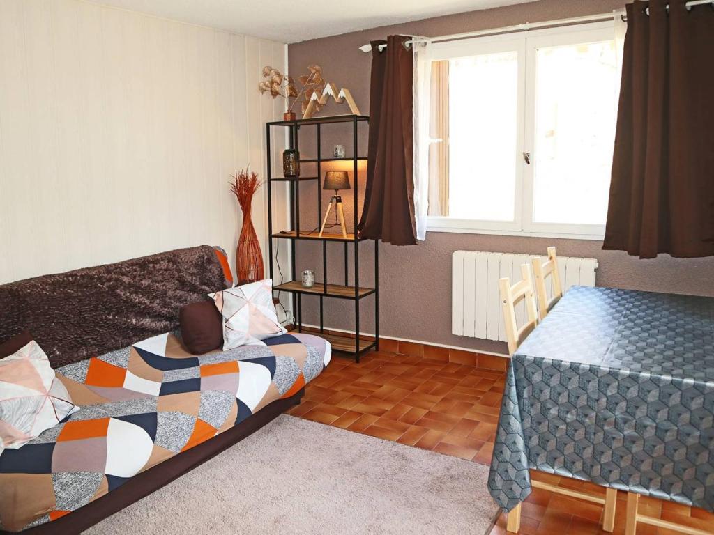Studio cosy skis aux pieds, balcon sud-est, 400m centre station, parking, quartier calme - FR-1-322-97 - 2