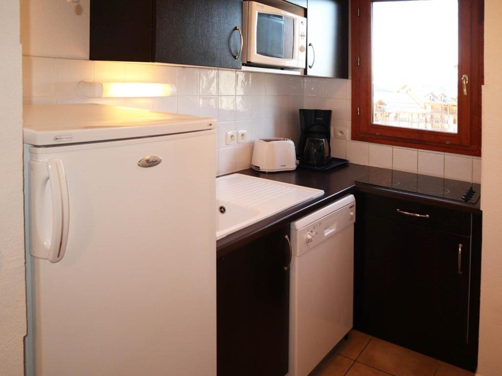 Chalet mitoyen avec piscine, sauna, hammam, départ des pistes, 2 chambres, balcon, Les Orres 1800 - FR-1-322-137 - 2