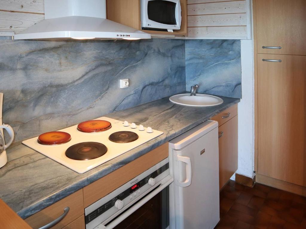 Studio au pied des pistes, équipé pour 4 personnes - FR-1-322-13 - 5