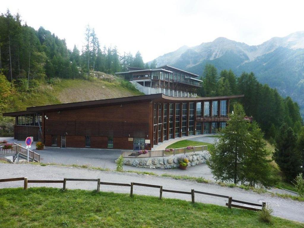 Studio 6 pers au pied des pistes avec balcon - Les Orres - FR-1-322-145 - 2