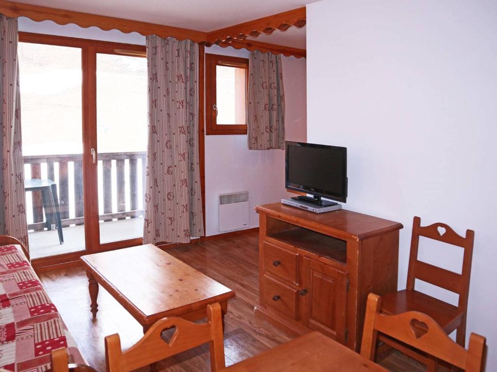 Appartement de standing avec piscine chauffée, sauna et accès skis aux pieds - FR-1-322-184 - 4