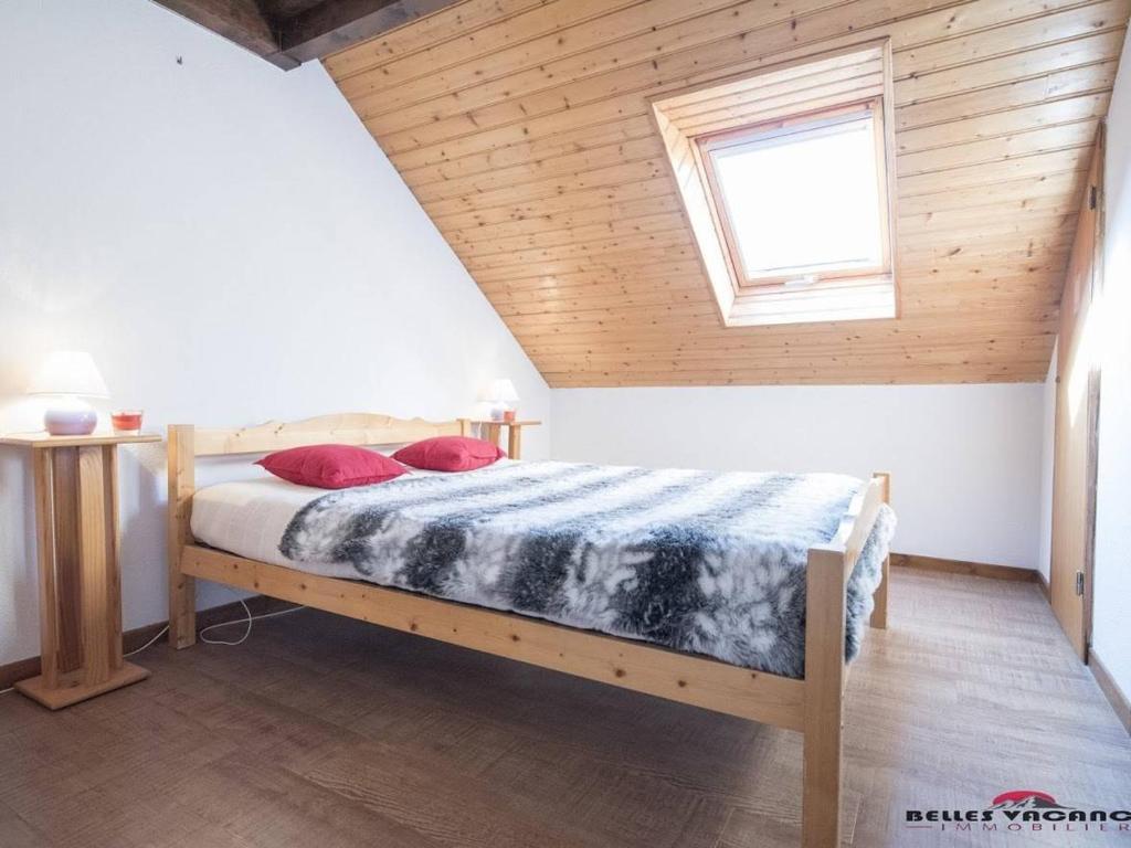 Appartement pour 6 pers. avec balcon près de Saint-Lary, Wi-Fi et parking gratuits - FR-1-296-215 - 3
