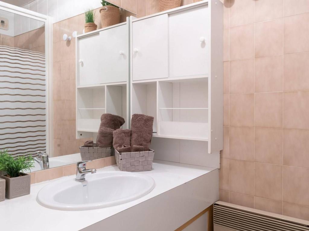 Studio cabine 4 pers. avec parking à Saint-Lary - FR-1-296-218 - 5