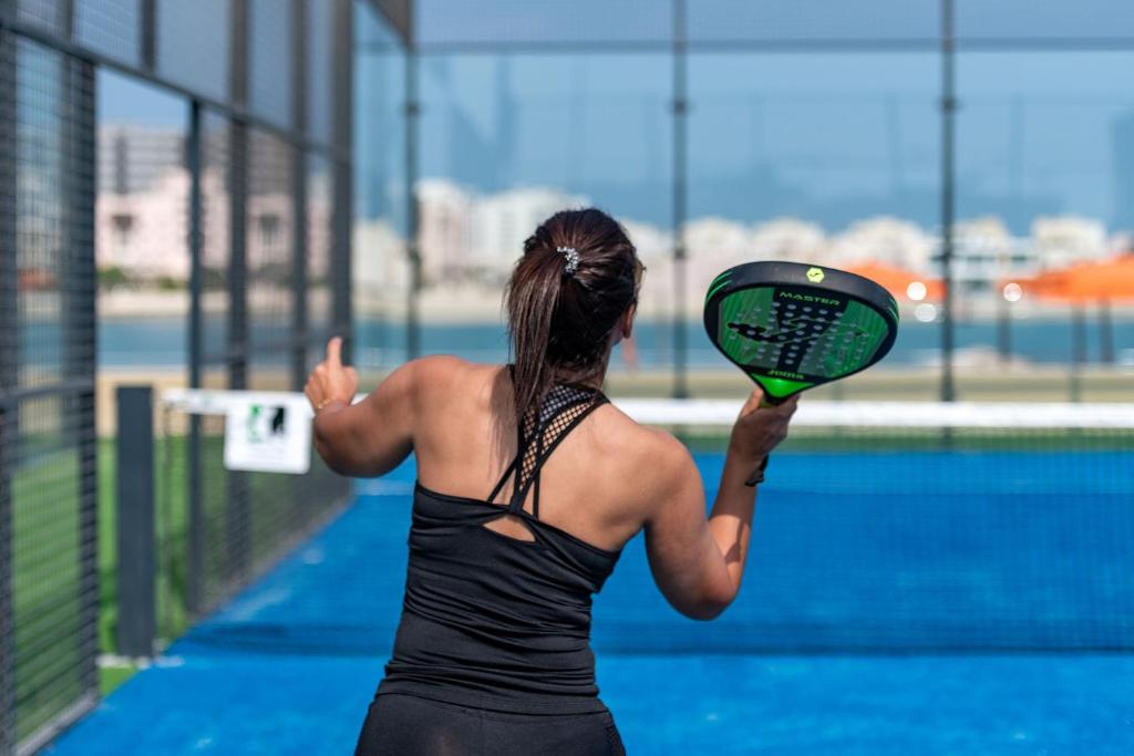 Tenniseväljak