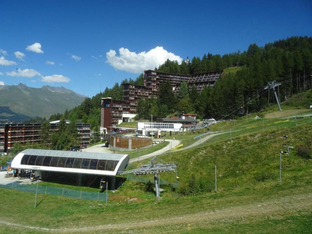 Studio cabine 5 personnes à Arc 1600, ski aux pieds, proche commerces, wifi gratuit - FR-1-411-361 - 3