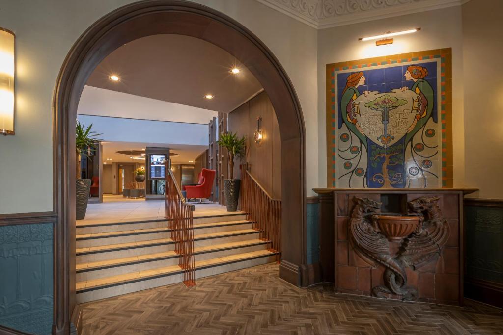 Clayton Hotel Bristol City photo