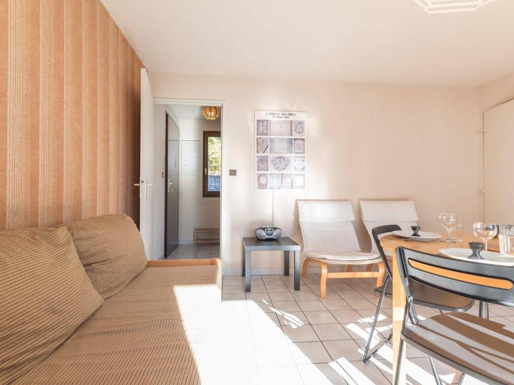Appartement fonctionnel 2 pièces avec parking, centre Briançon - FR-1-330C-60 - 2