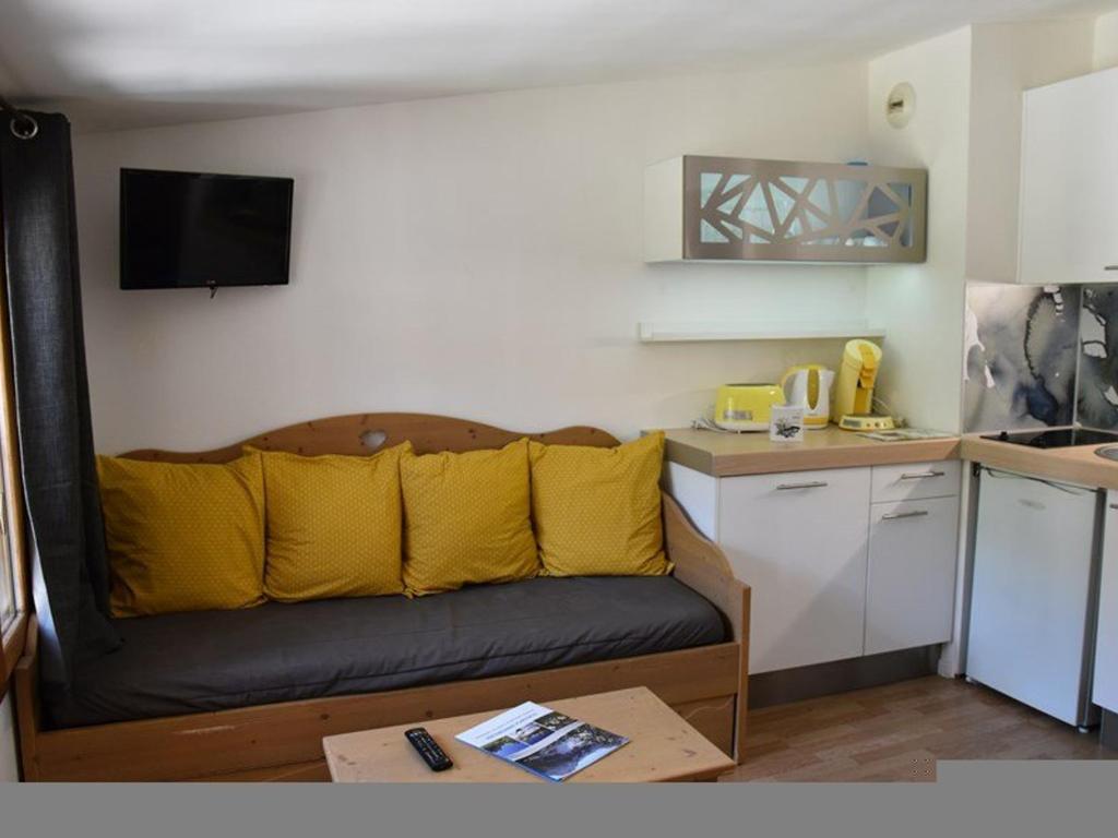 Studio Cabine à Montgenèvre - Face aux Pistes, Wifi, Animaux Acceptés - FR-1-266-131 - 3