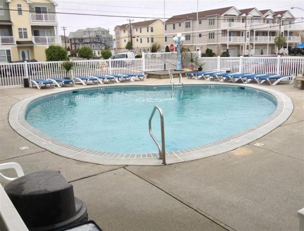 Popular attractions Area Nearby Property