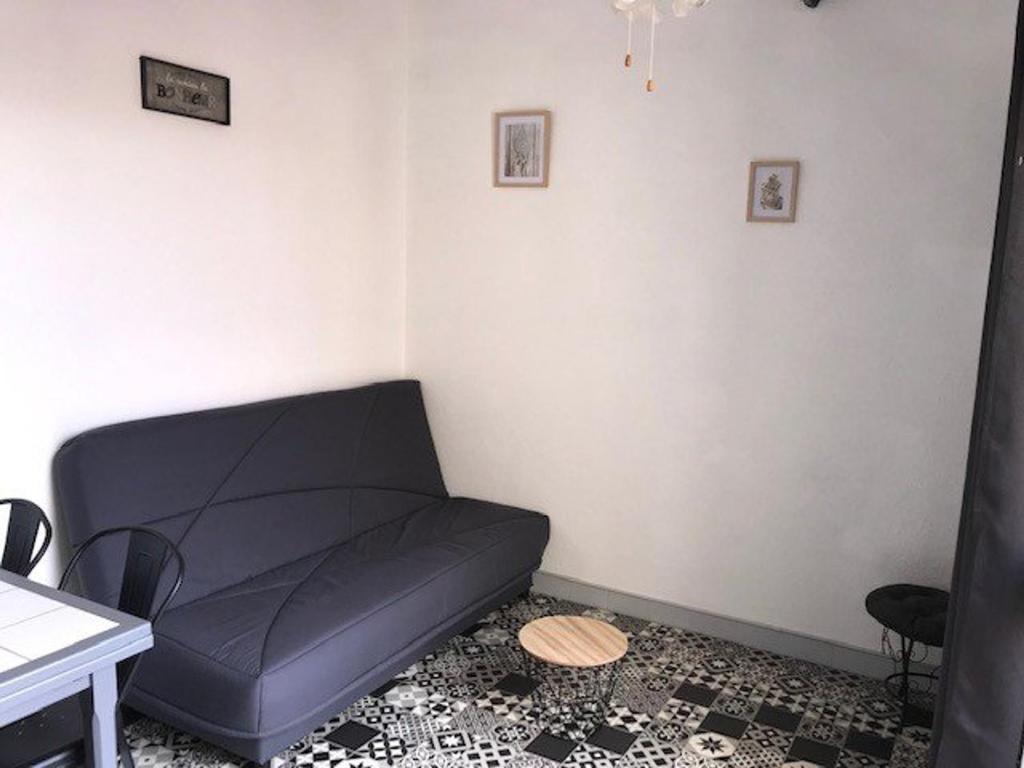 Villa T2, 4 pers, face à la mer, terrasse, parking privé, à 400m des commerces, plage devant! - FR-1-81-462 - 5