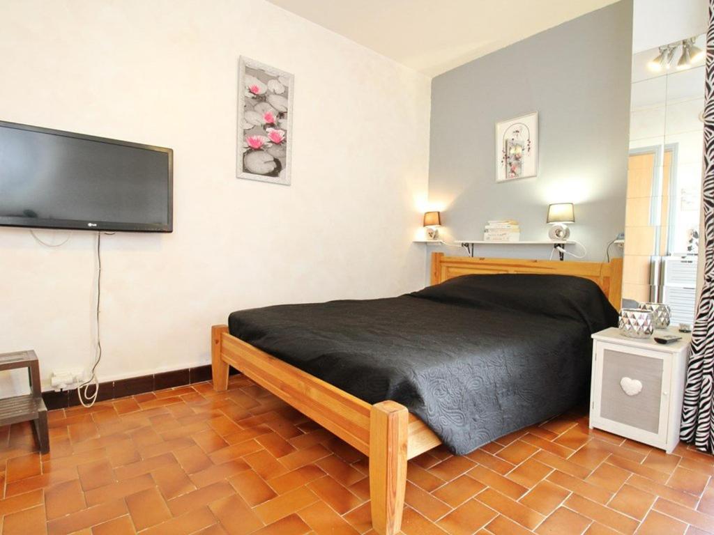 Studio rénové avec wifi, balcon et climatisation à Balaruc-les-Bains - FR-1-553-53 - 2