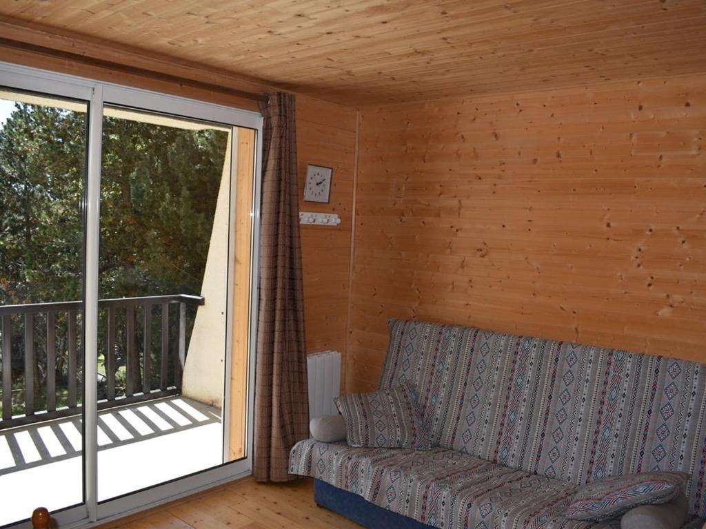Charmant T2 cabine 35m² avec terrasse, exposition sud-ouest, bien équipé, Bolquère, sans animaux - FR-1-592-37 - 2