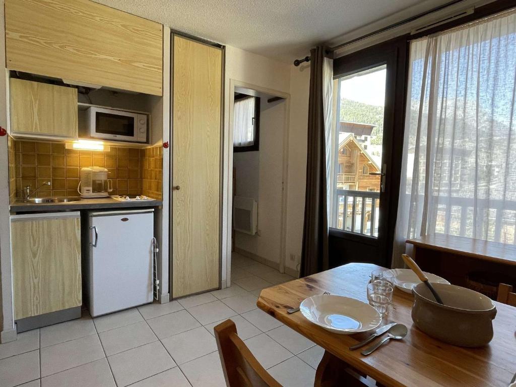 Studio cosy à Montgenèvre - 4 pers. - Proche du centre, rangements, cuisine équipée - FR-1-330D-44 - 4