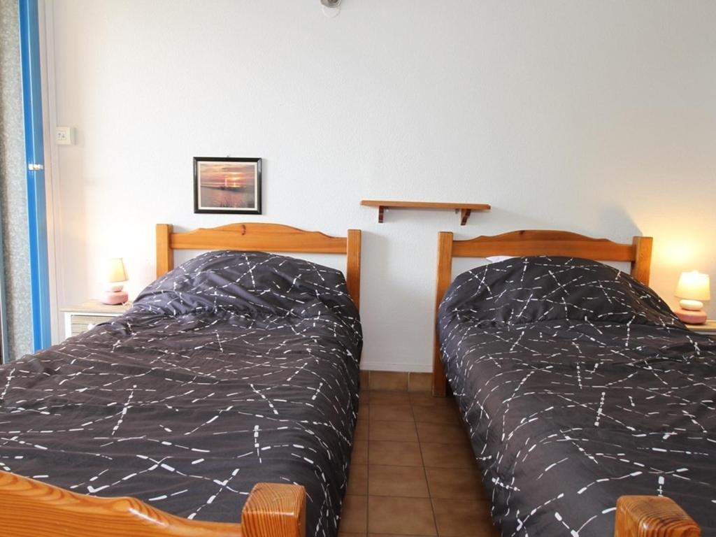 Grand Studio Climatisé avec Terrasse et Parkings, Proche des Thermes - FR-1-553-106 - 4