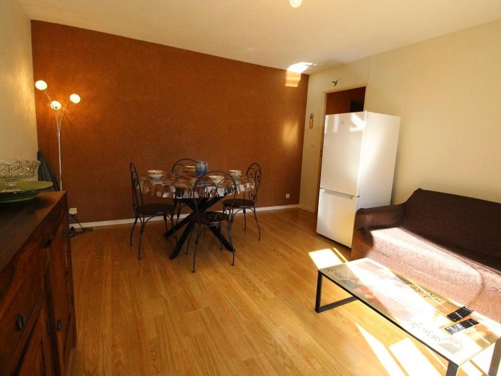 Appartement 2 pièces cabine avec balcon, parking, animaux admis, Wi-Fi - FR-1-313-195 - 2