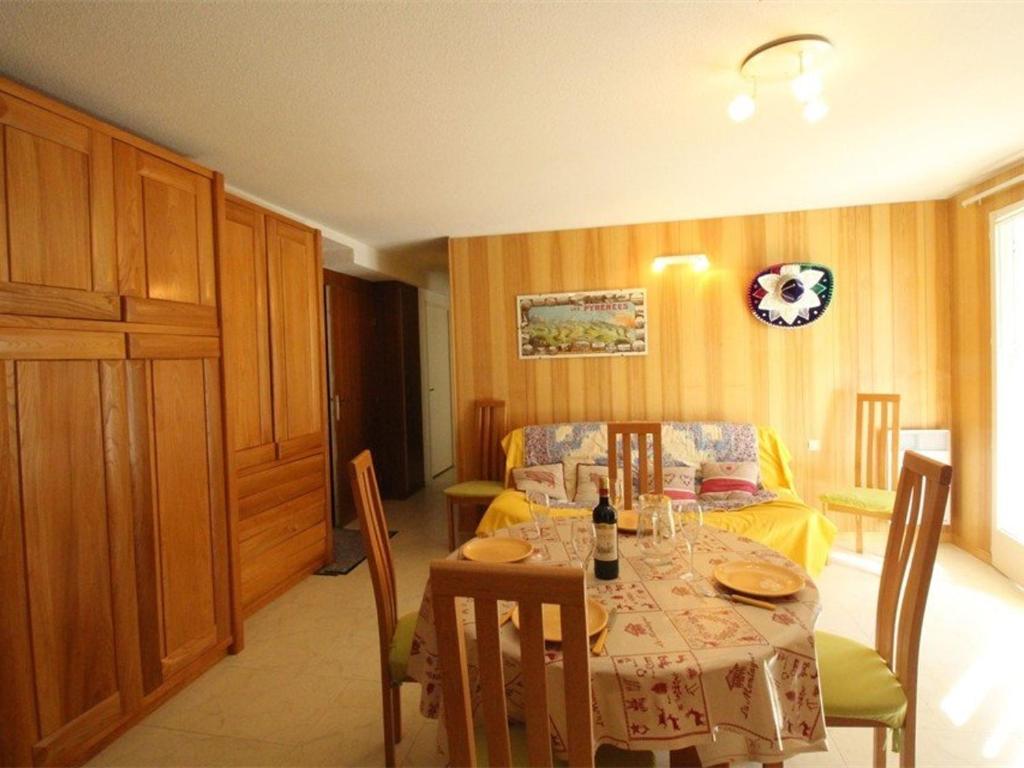 Appart. central 6/7 pers. à Bagnères-de-Luchon avec parking et animaux admis - FR-1-313-171 - 3
