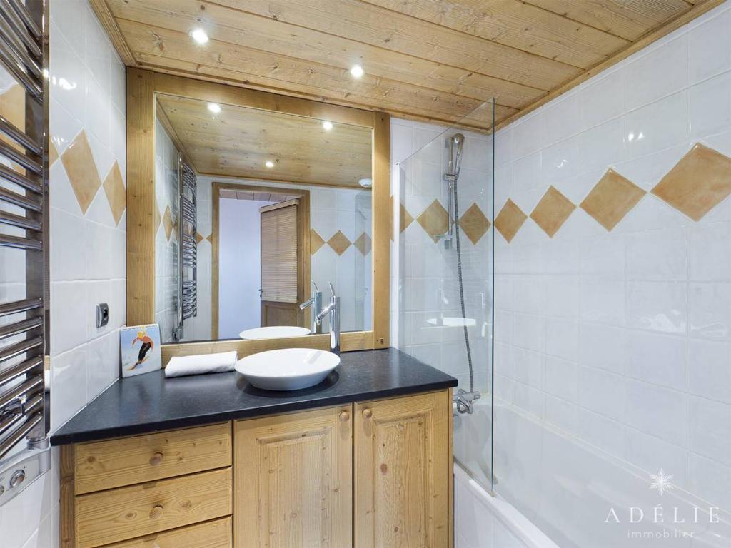 Appartement 3 pièces avec parking et WIFI à 200m des remontées - FR-1-398-638 - 3