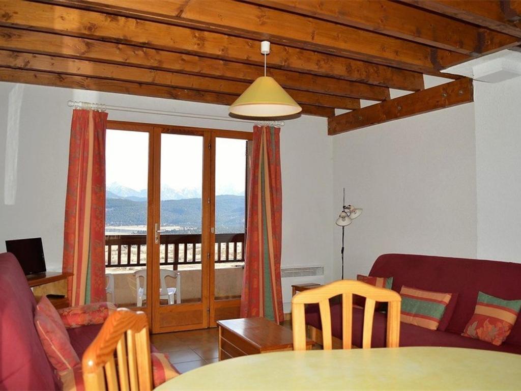 Appartement T3 confortable avec parking aux Angles - FR-1-593-14 - 5