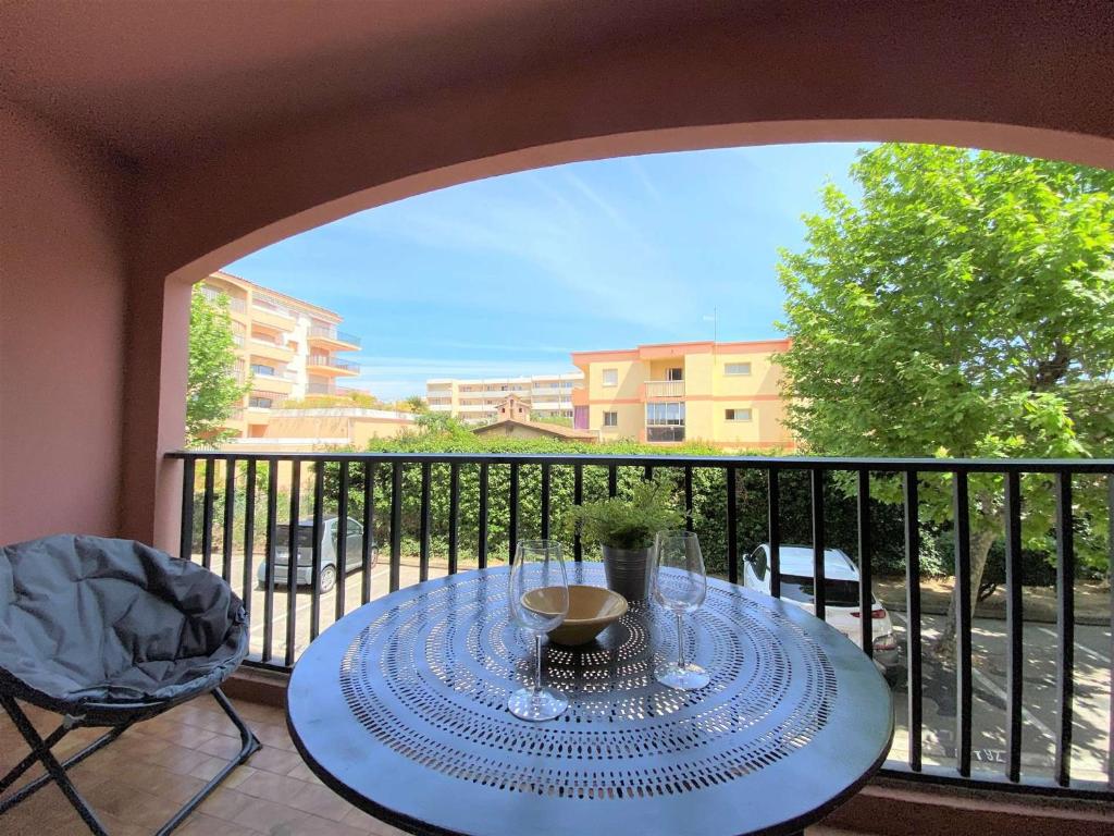 Sainte-Maxime, Apt 2 pièces avec piscine, terrasse, parking privé, proche plage et commerces - FR-1-226-487 - 3