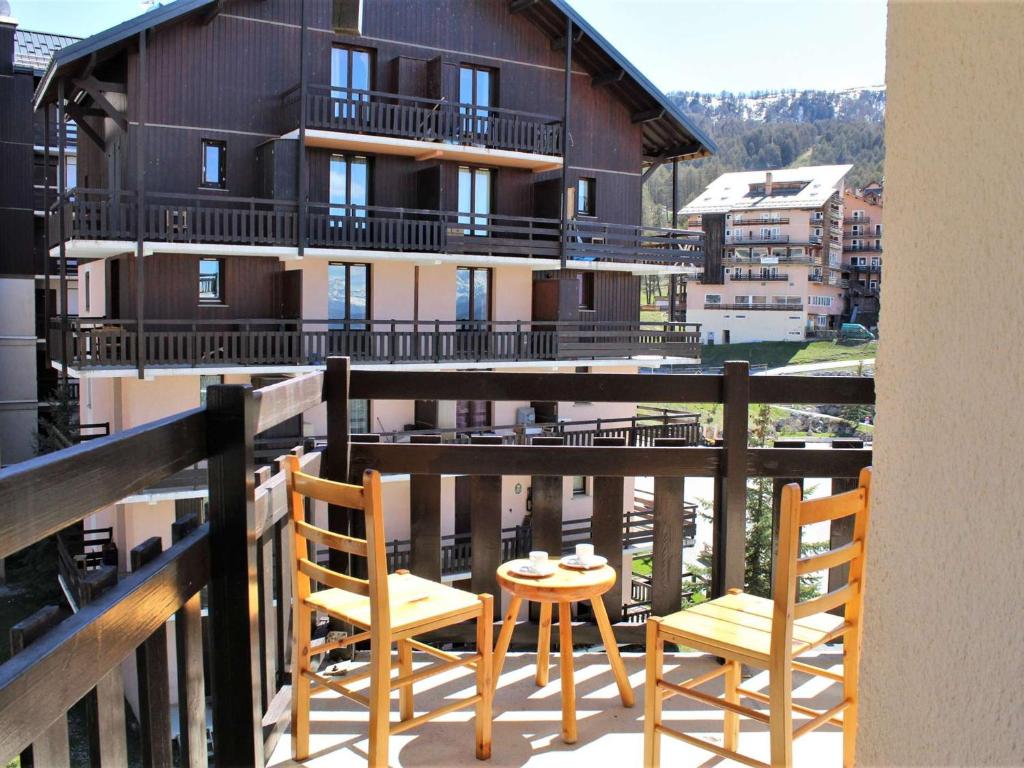 Appartement cosy à Risoul 1850, 3 pièces, 6 couchages, proche pistes et commerces, balcon ensoleillé - 3
