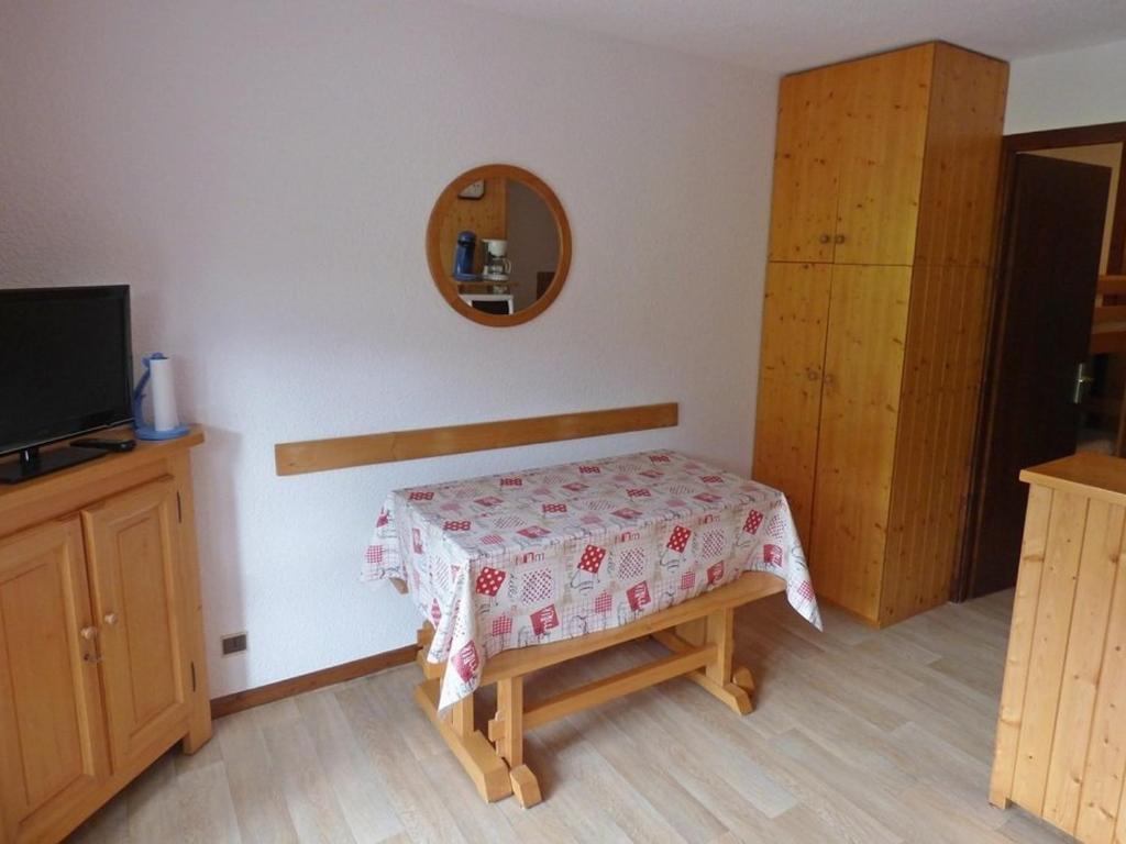 Lumineux studio savoyard avec balcon exposé SUD - FR-1-458-114 - 4