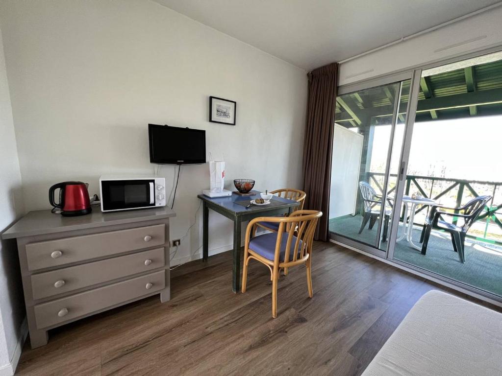 Studio à Cambo-les-Bains, Internet, Parking, Animaux admis - 4