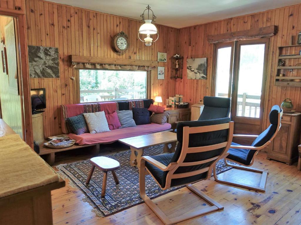 Chalet 4 chambres pour 6 pers, proche village, terrasse, skis - 1