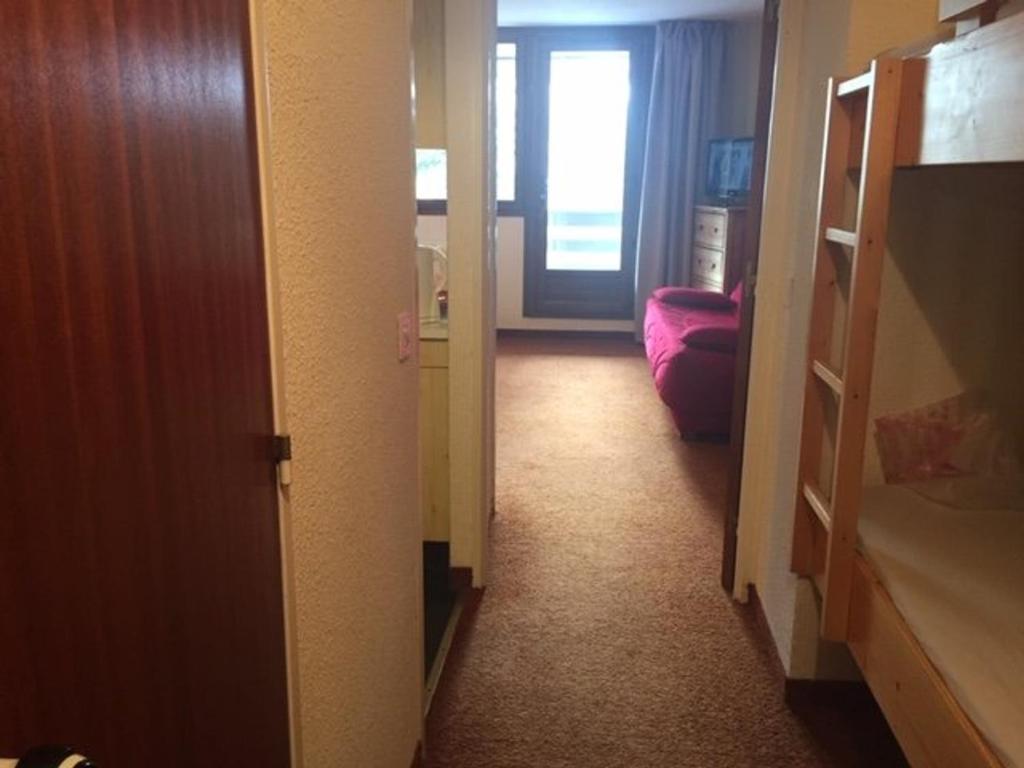 Studio charmant au pied des pistes, balcon sud, parking gratuit, animaux acceptés ! - 4
